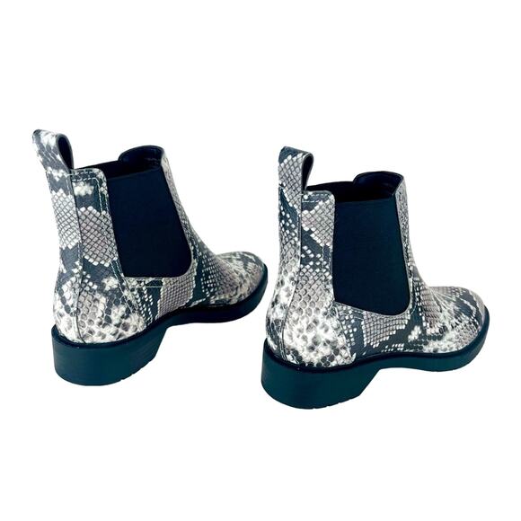 Treasure & Bond Gabriela Women Chelsea Boot Sz 5.5 Faux Leather Snake Print New - Picture 14 of 16
